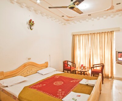 Hotel Pratap Palace